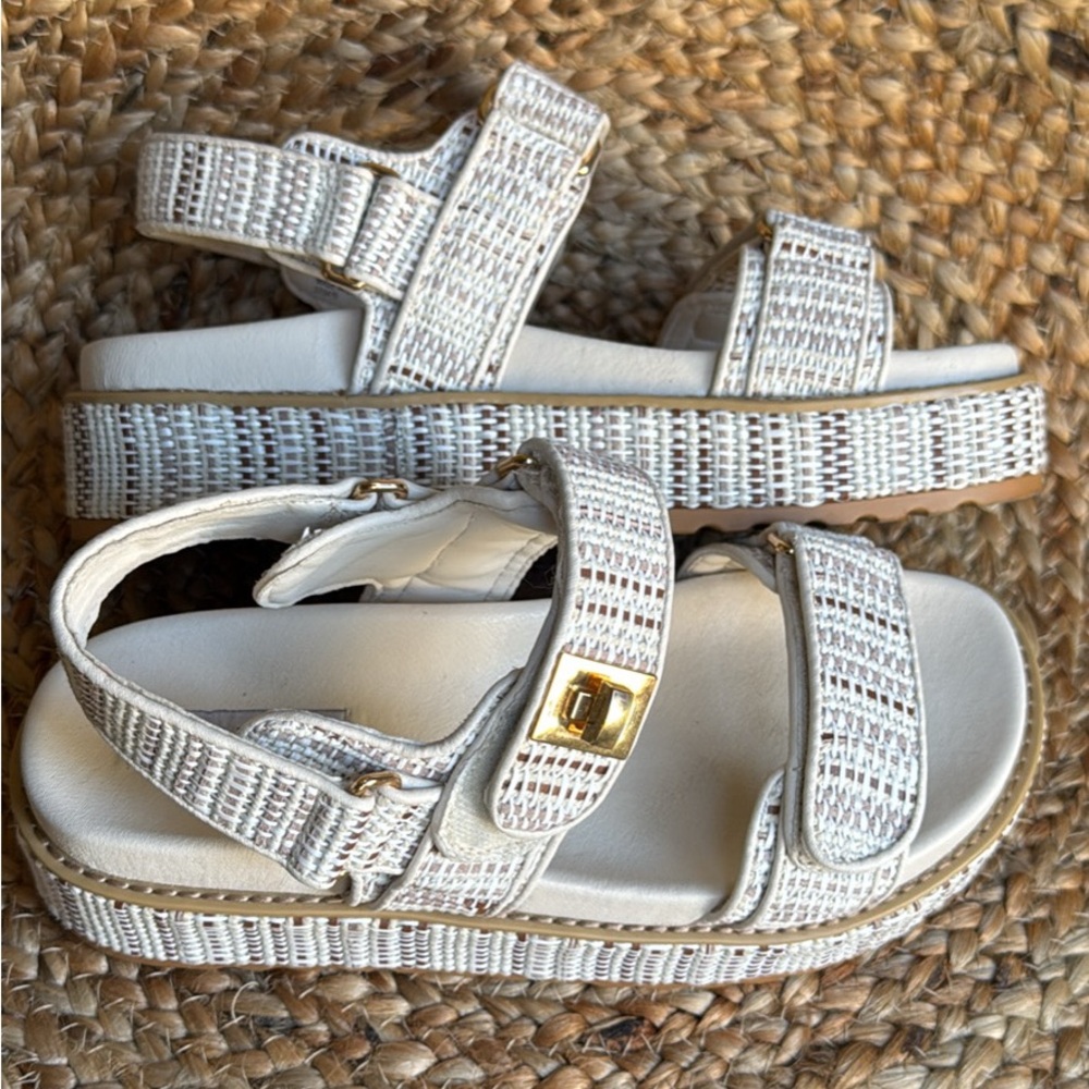Steve Madden wedge sandals